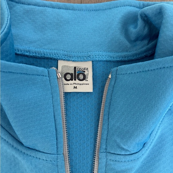 ALO Men’s Coolfit Blue Zip Up Jacket Size Medium - Picture 4 of 4